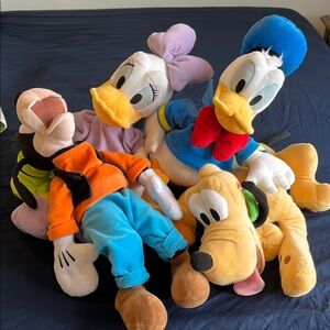 Disney Plush Toy Set - Donald, Daisy, Goofy, Pluto